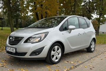 Bezwypadkowy, Oryginalny lakier, dobrze wyposażona, hak